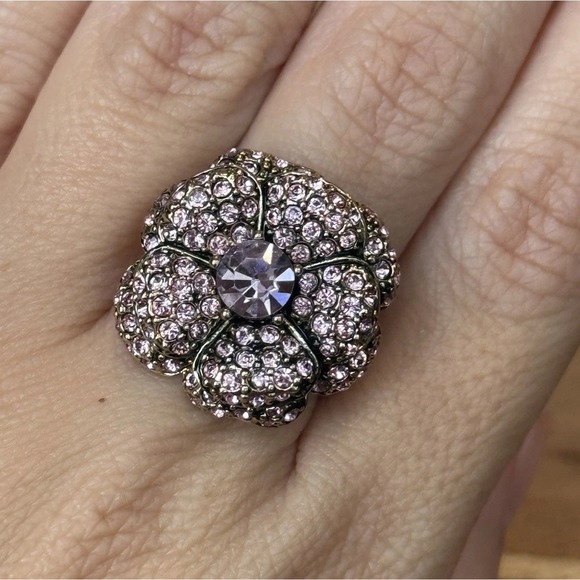 The Unbranded Brand Jewelry - Flower Statement Ring Cocktail Costume Jewelry Light Pink‎ Sz 8